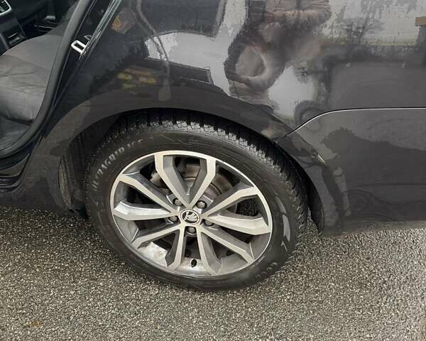 Чорний Шкода Октавія, об'ємом двигуна 1.6 л та пробігом 245 тис. км за 11500 $, фото 17 на Automoto.ua