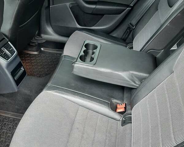 Шкода Октавия 2016 в Киеве на Automoto.ua Черный Шкода Октавия, объемом двигателя 2 л и пробегом 217 тыс. км за 13100 $, фото 12 на Automoto.ua