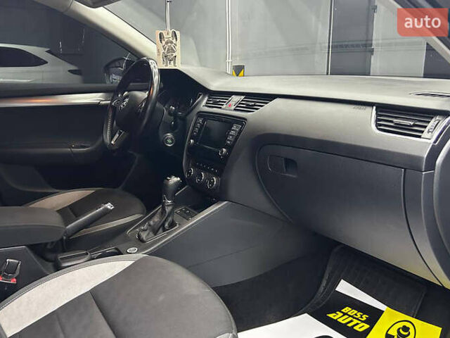 Черный Шкода Октавия, объемом двигателя 1.97 л и пробегом 316 тыс. км за 13100 $, фото 14 на Automoto.ua