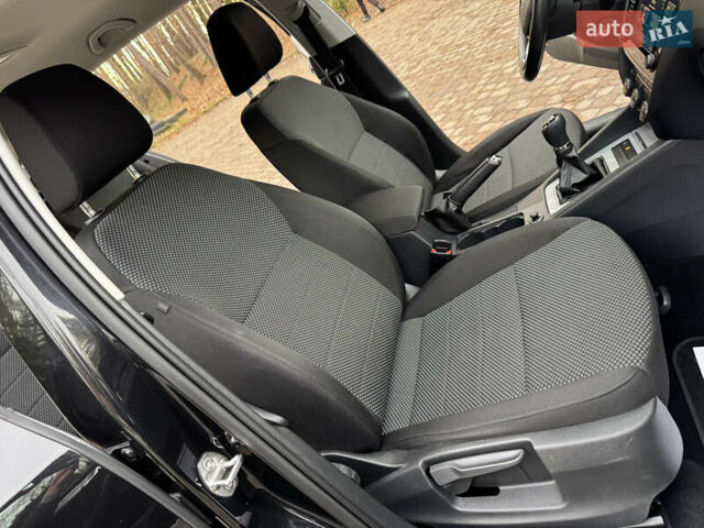 Черный Шкода Октавия, объемом двигателя 1.6 л и пробегом 228 тыс. км за 11999 $, фото 91 на Automoto.ua