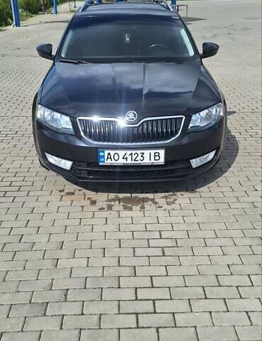 Чорний Шкода Октавія, об'ємом двигуна 2 л та пробігом 248 тис. км за 11300 $, фото 7 на Automoto.ua