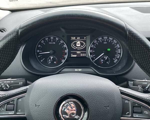 Шкода Октавия 2016 в Виннице на Automoto.ua Черный Шкода Октавия, объемом двигателя 1.6 л и пробегом 244 тыс. км за 12300 $, фото 7 на Automoto.ua