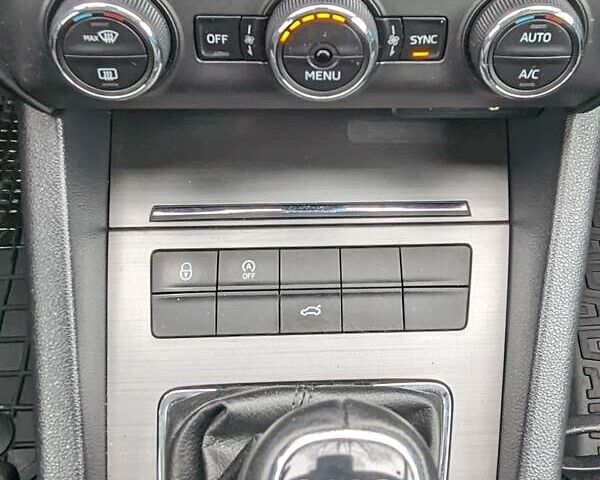 Черный Шкода Октавия, объемом двигателя 1.97 л и пробегом 227 тыс. км за 13000 $, фото 30 на Automoto.ua