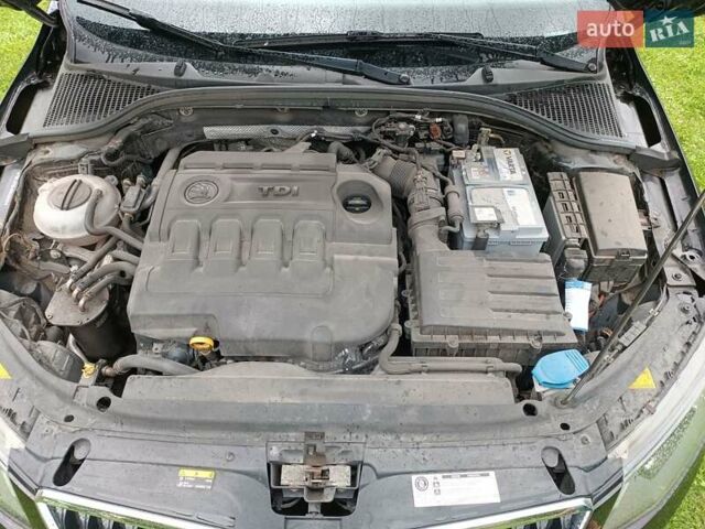 Черный Шкода Октавия, объемом двигателя 1.6 л и пробегом 207 тыс. км за 11300 $, фото 11 на Automoto.ua