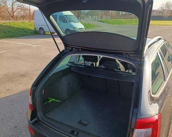 Черный Шкода Октавия, объемом двигателя 1.97 л и пробегом 308 тыс. км за 13200 $, фото 8 на Automoto.ua