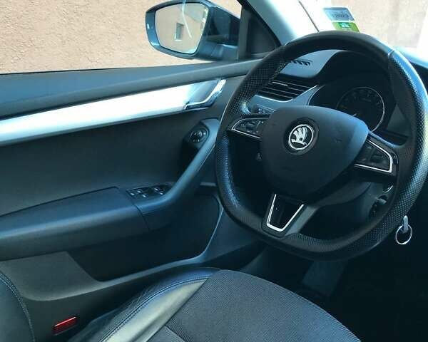 Черный Шкода Октавия, объемом двигателя 2 л и пробегом 242 тыс. км за 15500 $, фото 10 на Automoto.ua
