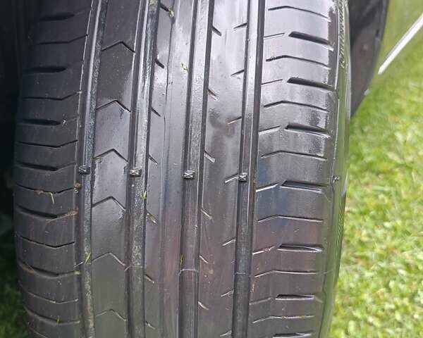 Черный Шкода Октавия, объемом двигателя 1.6 л и пробегом 207 тыс. км за 11300 $, фото 13 на Automoto.ua