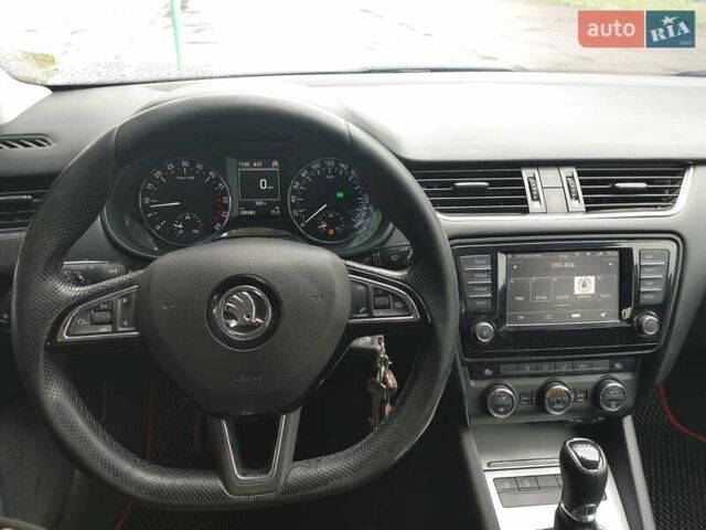 Чорний Шкода Октавія, об'ємом двигуна 1.6 л та пробігом 205 тис. км за 8500 $, фото 6 на Automoto.ua
