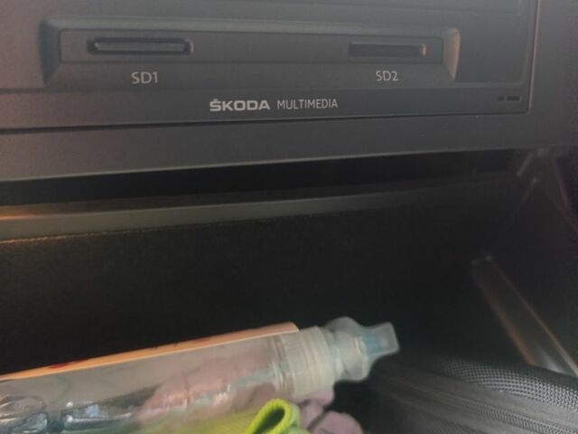 Черный Шкода Октавия, объемом двигателя 2 л и пробегом 213 тыс. км за 10800 $, фото 20 на Automoto.ua