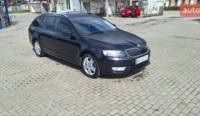 Чорний Шкода Октавія, об'ємом двигуна 2 л та пробігом 248 тис. км за 11300 $, фото 1 на Automoto.ua