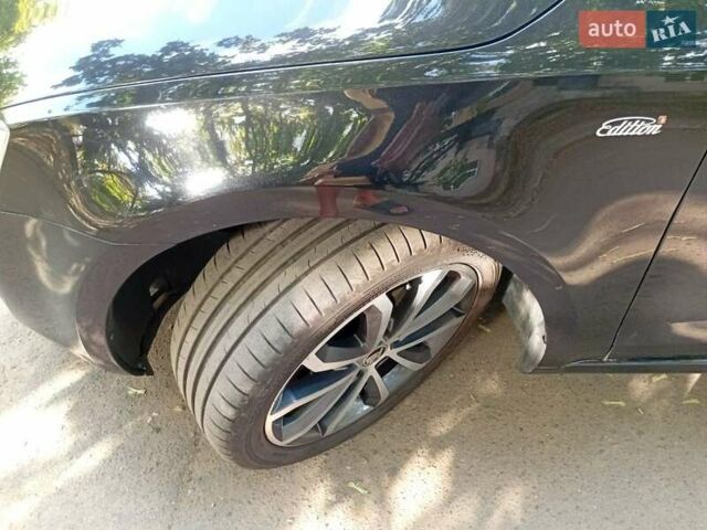 Черный Шкода Октавия, объемом двигателя 1.8 л и пробегом 210 тыс. км за 11500 $, фото 8 на Automoto.ua