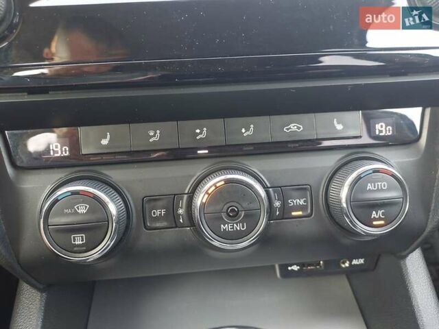 Черный Шкода Октавия, объемом двигателя 1.97 л и пробегом 332 тыс. км за 12900 $, фото 17 на Automoto.ua