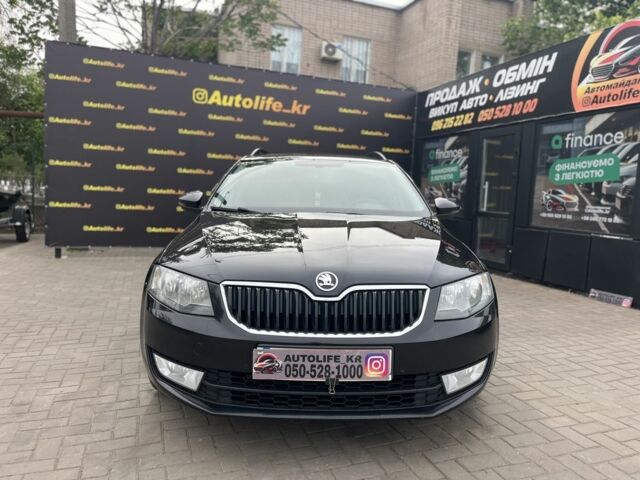 Черный Шкода Октавия, объемом двигателя 2 л и пробегом 243 тыс. км за 12300 $, фото 1 на Automoto.ua