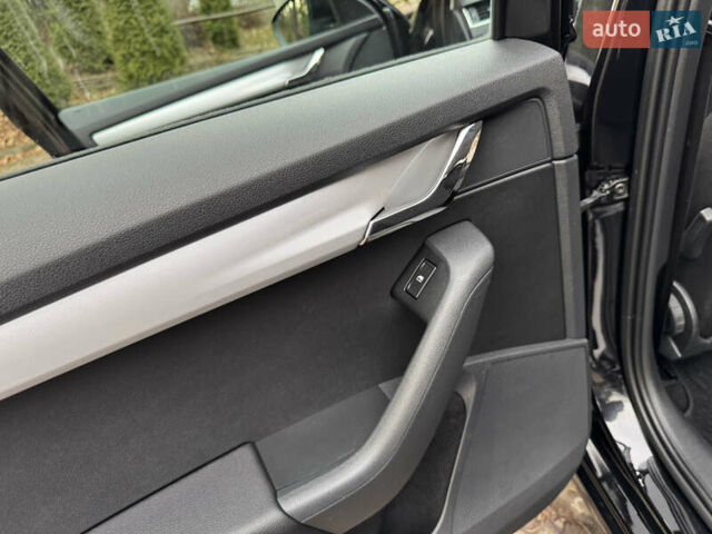 Чорний Шкода Октавія, об'ємом двигуна 1.6 л та пробігом 228 тис. км за 11899 $, фото 100 на Automoto.ua