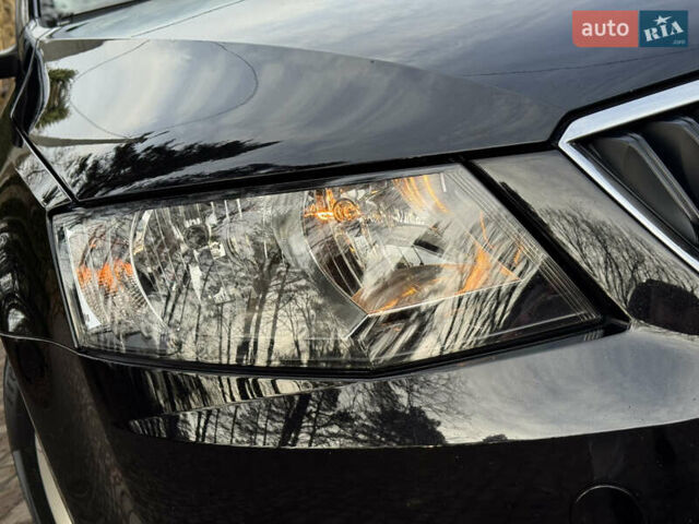 Чорний Шкода Октавія, об'ємом двигуна 1.6 л та пробігом 228 тис. км за 11899 $, фото 7 на Automoto.ua