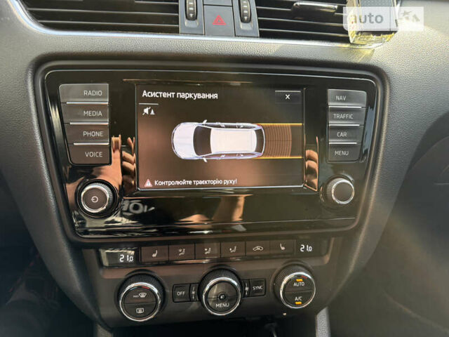 Черный Шкода Октавия, объемом двигателя 1.97 л и пробегом 299 тыс. км за 13000 $, фото 25 на Automoto.ua