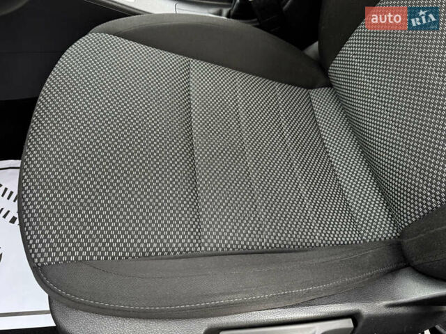 Чорний Шкода Октавія, об'ємом двигуна 1.6 л та пробігом 228 тис. км за 11899 $, фото 74 на Automoto.ua