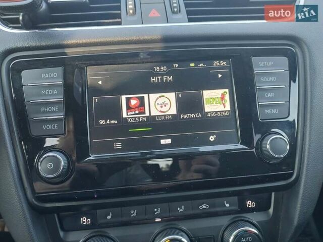 Черный Шкода Октавия, объемом двигателя 1.97 л и пробегом 332 тыс. км за 12900 $, фото 18 на Automoto.ua