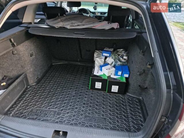 Чорний Шкода Октавія, об'ємом двигуна 1.97 л та пробігом 355 тис. км за 10700 $, фото 4 на Automoto.ua
