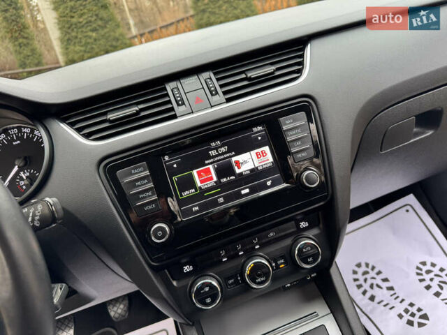 Чорний Шкода Октавія, об'ємом двигуна 1.6 л та пробігом 228 тис. км за 11899 $, фото 85 на Automoto.ua
