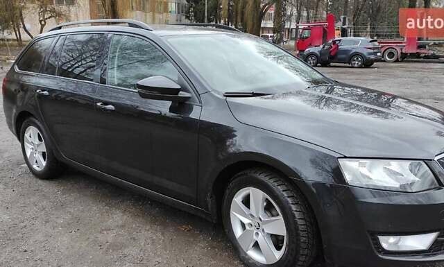 Чорний Шкода Октавія, об'ємом двигуна 1.6 л та пробігом 272 тис. км за 10700 $, фото 11 на Automoto.ua