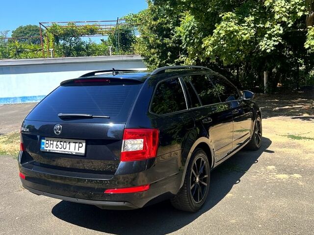 Черный Шкода Октавия, объемом двигателя 2 л и пробегом 298 тыс. км за 13500 $, фото 1 на Automoto.ua