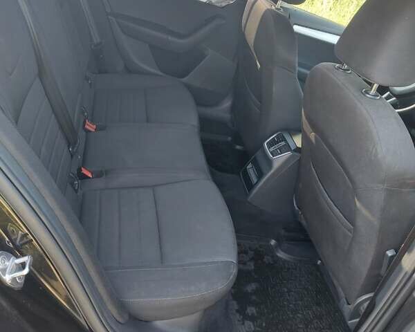 Черный Шкода Октавия, объемом двигателя 1.97 л и пробегом 332 тыс. км за 12900 $, фото 22 на Automoto.ua