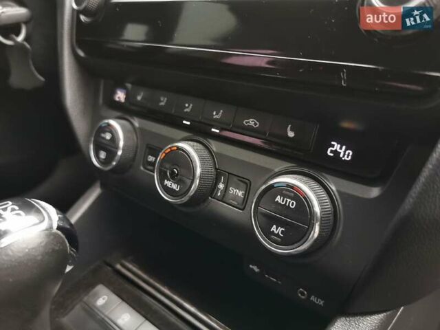 Чорний Шкода Октавія, об'ємом двигуна 1.97 л та пробігом 269 тис. км за 12700 $, фото 29 на Automoto.ua