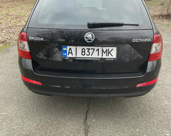 Черный Шкода Октавия, объемом двигателя 1.6 л и пробегом 232 тыс. км за 13400 $, фото 7 на Automoto.ua