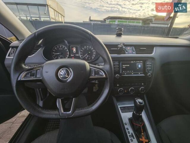 Черный Шкода Октавия, объемом двигателя 1.97 л и пробегом 276 тыс. км за 12999 $, фото 10 на Automoto.ua