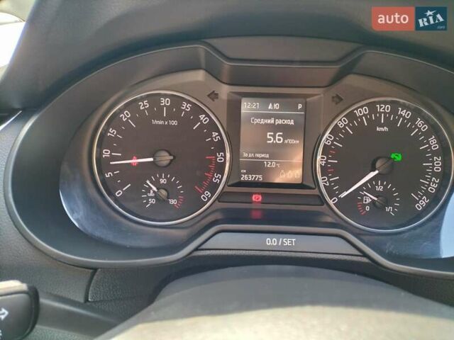 Чорний Шкода Октавія, об'ємом двигуна 1.6 л та пробігом 262 тис. км за 12500 $, фото 7 на Automoto.ua