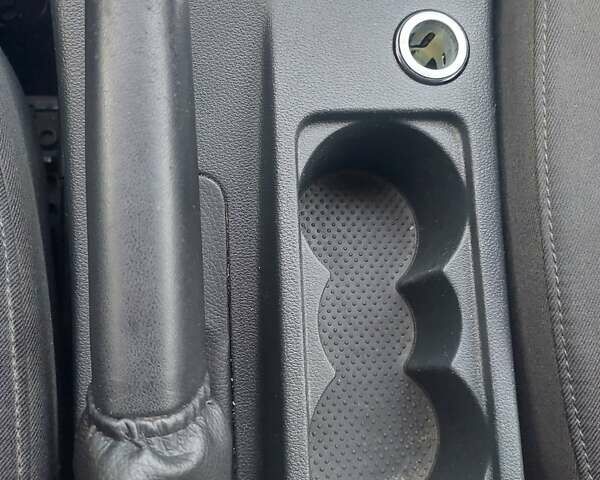 Черный Шкода Октавия, объемом двигателя 1.97 л и пробегом 332 тыс. км за 12900 $, фото 16 на Automoto.ua