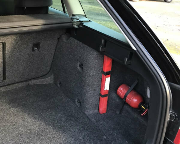 Чорний Шкода Октавія, об'ємом двигуна 2 л та пробігом 261 тис. км за 11700 $, фото 19 на Automoto.ua