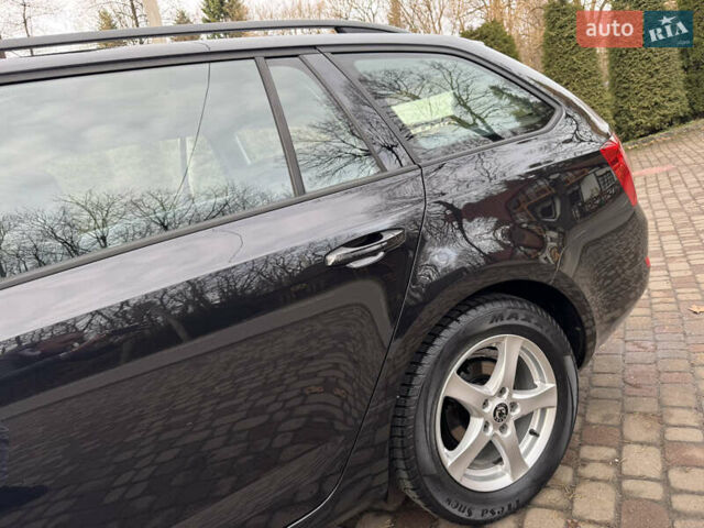 Чорний Шкода Октавія, об'ємом двигуна 1.6 л та пробігом 228 тис. км за 11899 $, фото 36 на Automoto.ua