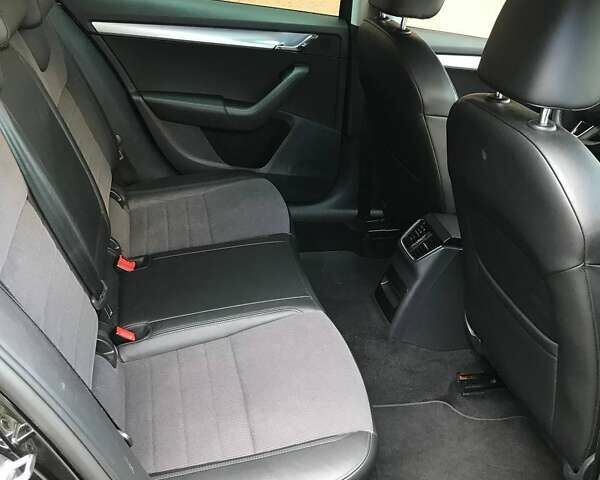 Черный Шкода Октавия, объемом двигателя 2 л и пробегом 242 тыс. км за 15500 $, фото 17 на Automoto.ua