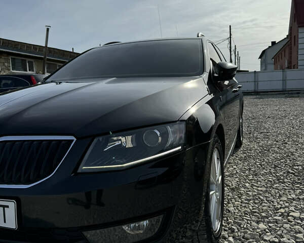 Черный Шкода Октавия, объемом двигателя 1.97 л и пробегом 299 тыс. км за 13000 $, фото 2 на Automoto.ua