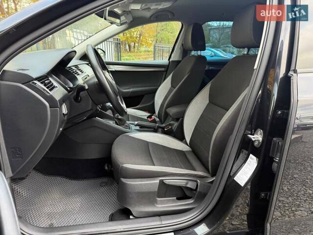 Черный Шкода Октавия, объемом двигателя 1.97 л и пробегом 288 тыс. км за 12900 $, фото 20 на Automoto.ua