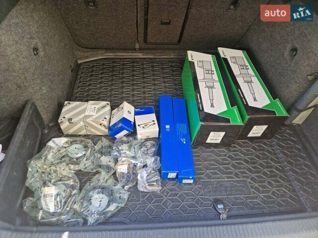 Чорний Шкода Октавія, об'ємом двигуна 1.97 л та пробігом 355 тис. км за 10700 $, фото 5 на Automoto.ua