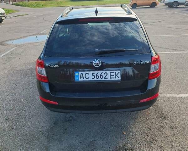 Черный Шкода Октавия, объемом двигателя 1.97 л и пробегом 308 тыс. км за 13200 $, фото 2 на Automoto.ua