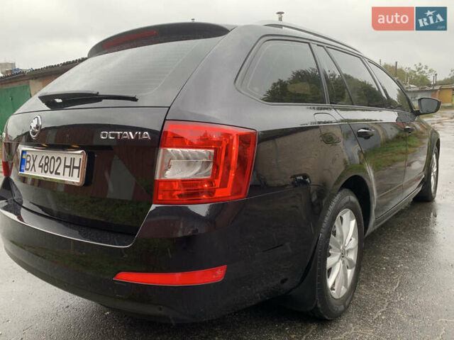 Черный Шкода Октавия, объемом двигателя 2 л и пробегом 255 тыс. км за 12750 $, фото 4 на Automoto.ua