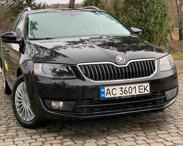 Черный Шкода Октавия, объемом двигателя 1.6 л и пробегом 368 тыс. км за 12800 $, фото 2 на Automoto.ua