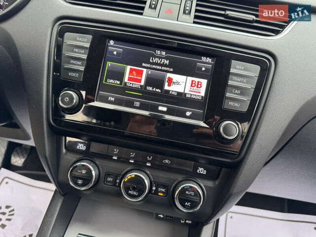 Чорний Шкода Октавія, об'ємом двигуна 1.6 л та пробігом 228 тис. км за 11899 $, фото 98 на Automoto.ua