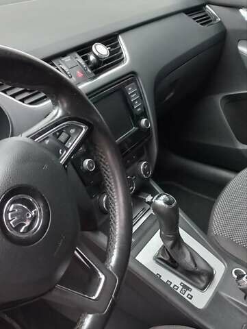 Черный Шкода Октавия, объемом двигателя 1.6 л и пробегом 326 тыс. км за 13000 $, фото 22 на Automoto.ua