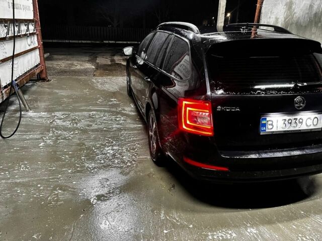 Черный Шкода Октавия, объемом двигателя 1.6 л и пробегом 260 тыс. км за 11300 $, фото 11 на Automoto.ua