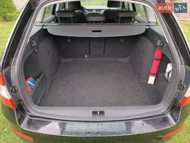 Черный Шкода Октавия, объемом двигателя 1.6 л и пробегом 207 тыс. км за 11300 $, фото 10 на Automoto.ua