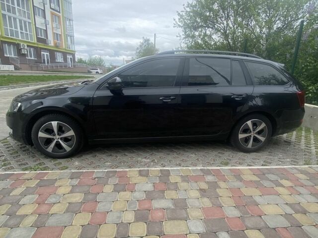 Черный Шкода Октавия, объемом двигателя 1.6 л и пробегом 304 тыс. км за 10800 $, фото 4 на Automoto.ua