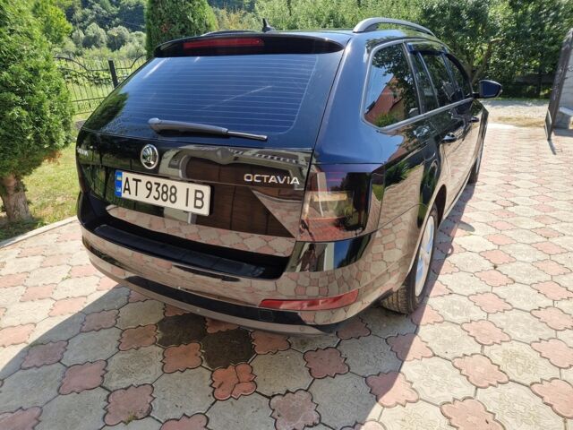 Черный Шкода Октавия, объемом двигателя 2 л и пробегом 354 тыс. км за 10699 $, фото 3 на Automoto.ua