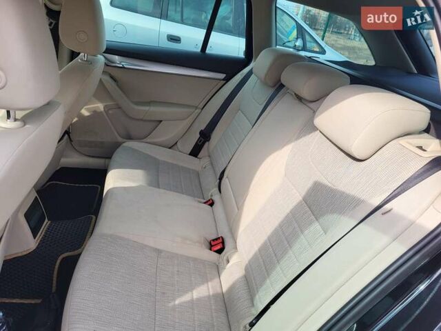 Черный Шкода Октавия, объемом двигателя 1.6 л и пробегом 250 тыс. км за 13000 $, фото 19 на Automoto.ua