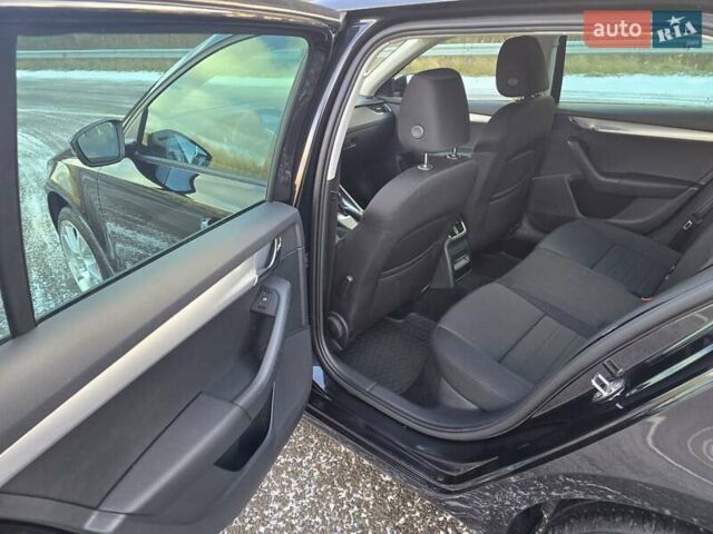 Черный Шкода Октавия, объемом двигателя 2 л и пробегом 233 тыс. км за 14299 $, фото 32 на Automoto.ua