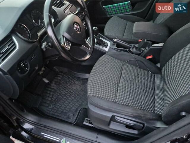 Чорний Шкода Октавія, об'ємом двигуна 1.97 л та пробігом 355 тис. км за 10700 $, фото 3 на Automoto.ua